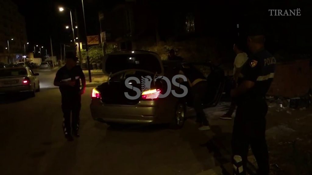 Tiranë/ Policia ‘blindon’ zonën e Astirit