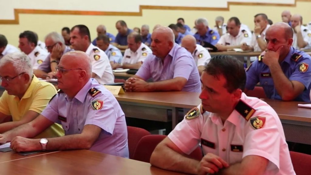 Ndërtimet pa leje, Çako kritika vartësve, paralajmëron penalizime