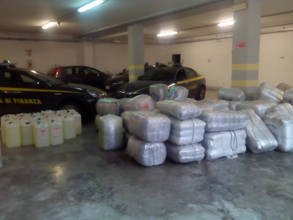 Sekuestrohen 2 tonë drogë në Itali, arrestohet një shqiptar dhe një Italian