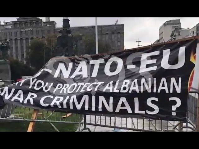 Fotot ekskluzive / Parrullat në Beograd që i cilësojnë shqiptarët si terroristë