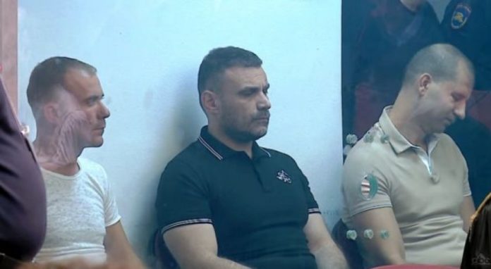 Gjyqi Shullazit, Dani: Biznesmeni Beqja ka dërguar para jashtë vendit
