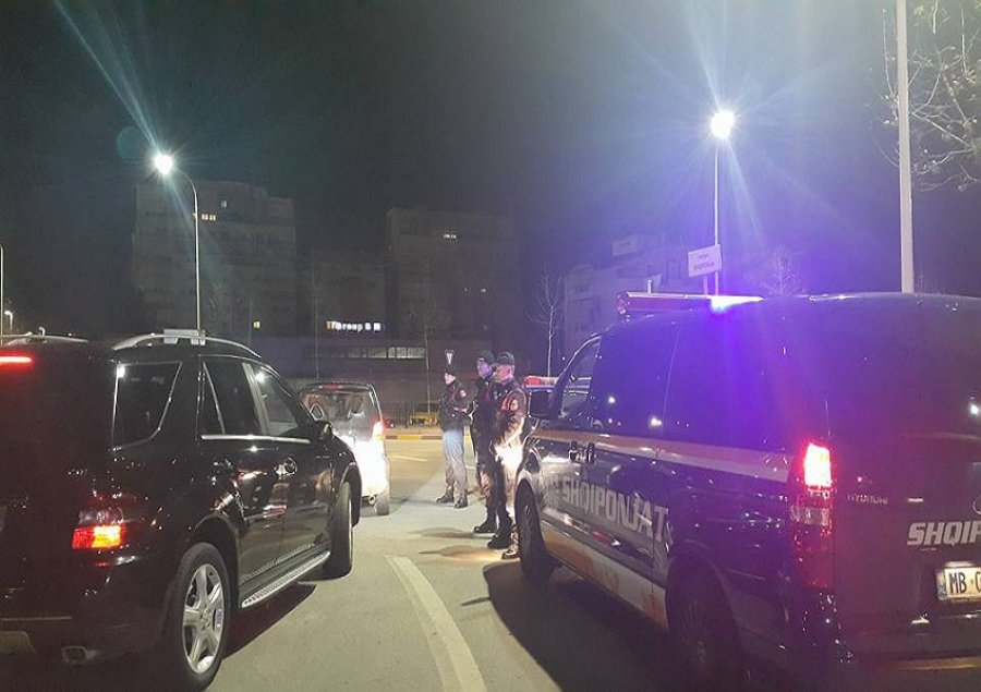 Urdhri çuditshëm i Veliut, mos ndizen fenelinat e policisë