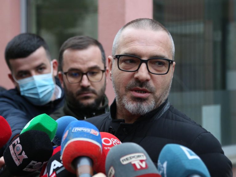 “Nëse do isha i korruptuar s’do kërkoja ndihmë nga…”, mediat italiane dokumentar kushtuar ish-ministrit të Brendshëm, Saimir Tahiri pak para arrestimit: Më vunë bombat