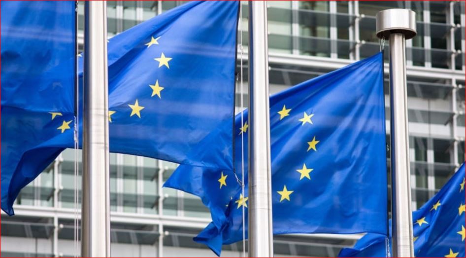 “Moment pozitiv për Kosovën”, BE konfirmon: Liberalizimi i vizave në rend dite më 13 tetor