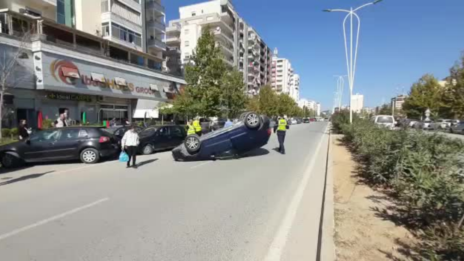 Aksident në rrugën transballkanike në Vlorë