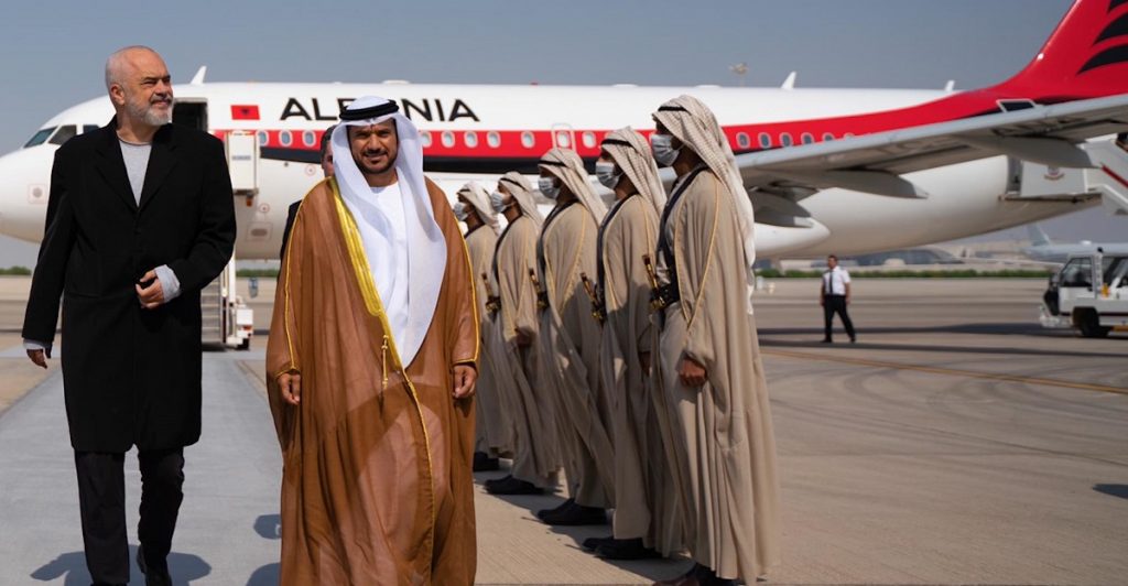 Pas Izraelit, Rama për vizitë në Abu Dabi