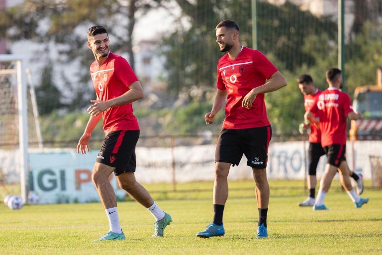 “Broja shumë i fortë”, Bajrami bën “shkesin” në Serie A, flet edhe për Asllanin (VIDEO)