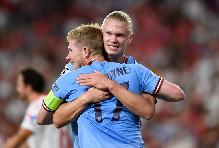 “Picë me qebap. I vetëm me De Bruyne në shkretëtirë”. Haaland “spektakël” edhe në intervistë…