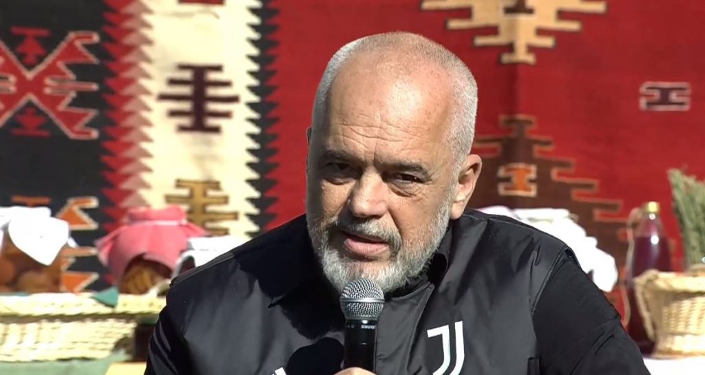 “Edhe hienë, edhe non grata”- Rama nga Peshkopia: Mos e dëgjoni! Projekti i Skavicës do të bëhet, pse duhet të jeni kundër?