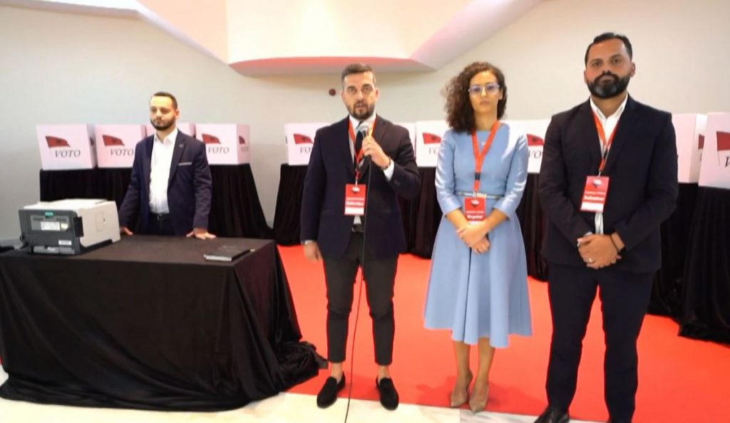 Përfundon votimi për kreun e Partisë së Lirisë dhe Komitetin Drejtues, kur pritet të shpallet rezultati