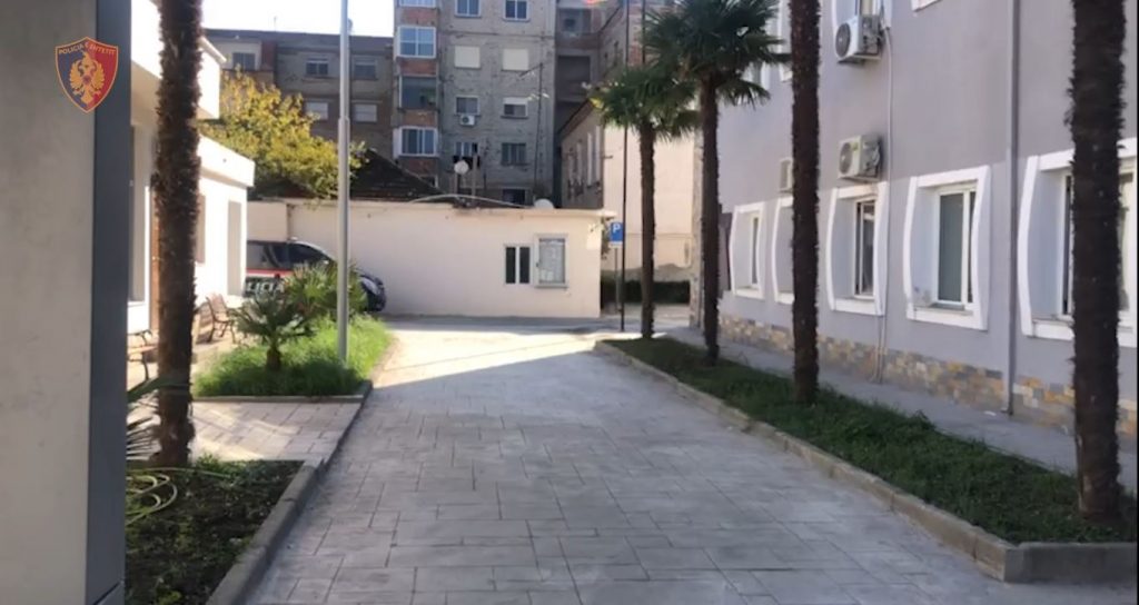 I dënuar nga gjykata italiane me 3 vite e gjysmë burg, arrestohet 27-vjeçari në Vlorë! Ishte shpallur në kërkim ndërkombëtar për trafik droge