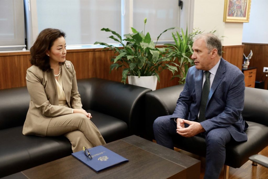 Këmbanat e alarmit për garën në SPAK bien në ‘vesh të shurdhër’