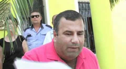 Aksioni i SPAK, DEA-s dhe policisë malazeze, arrestohet ish-kryekomunari i PS me djalin dhe të fejuarën e tij, në kërkim kolumbiani (Emrat)