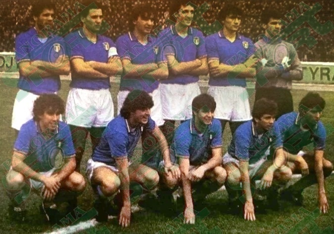 Speciale/ Kur Demollari trembte Mançinin, Shqipëri-Itali është “libër” më vete. Nga Dinamo-Virtus Bolonja, te miqësorja Tare-Baxho, parlamentarët dhe këngëtarët