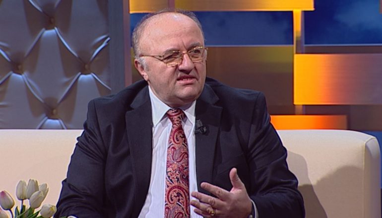 Numri dy i FSHF u la në burg për inceneratorin e Fierit/ Avokati i tij ironizon: Të heqim të gjitha masat shtrënguese, të jetë vetëm burgu