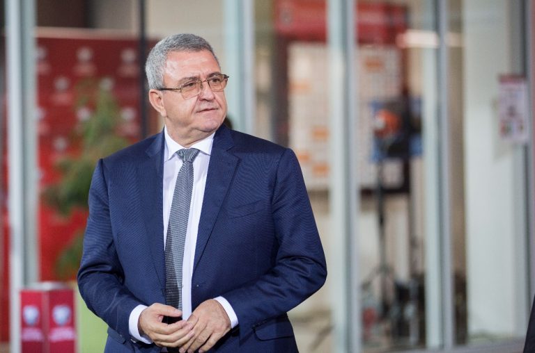 “Mund të këndohet himni i Italisë”, Duka flet për Reja-n, pasuesin e mundshëm dhe për yjet kuqezi në Serie A, koment “pikant” edhe për Brojën