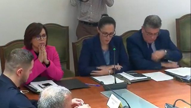 Paketa fiskale 2023/ Ibrahimaj: Lufta s’na lejoi të bënim ndryshime! Tabaku: Po hotelet me 5 yje pse nuk i taksoni?