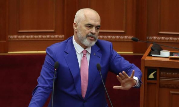 Aferat që kanë shkaktuar debat dhe dyshime për korrupsion, Rama ua kalon firmat vartësve të tij! Frikë nga drejtësia