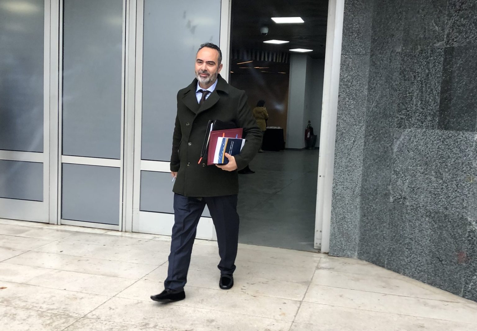 Sekretari i Përgjithshëm i Gjykatës Kushtetuese përballet me pyetje mbi vullnetin për tu rivlerësuar