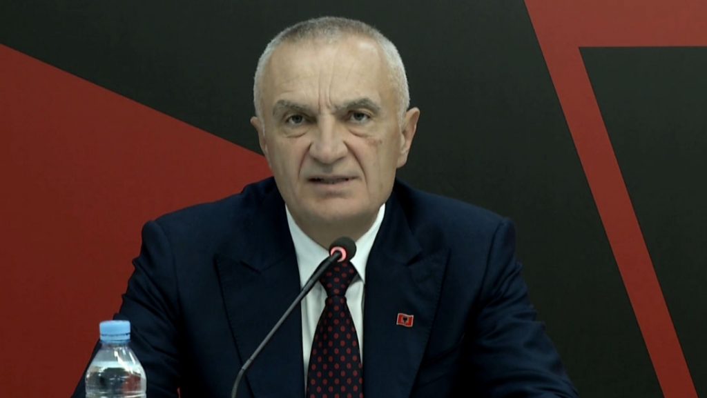 “Jetojmë në një shtet inekzistent sa i përket zbatimit të ligjit”, Meta: Referendumi, garanci për balancat e pushteteve