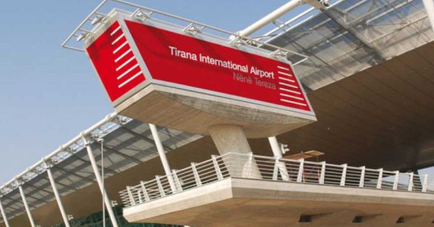 Trafik droge përmes Rinasit, policia arreston dy vëllezërit turq që jetonin në Tiranë. Dyshohen se…