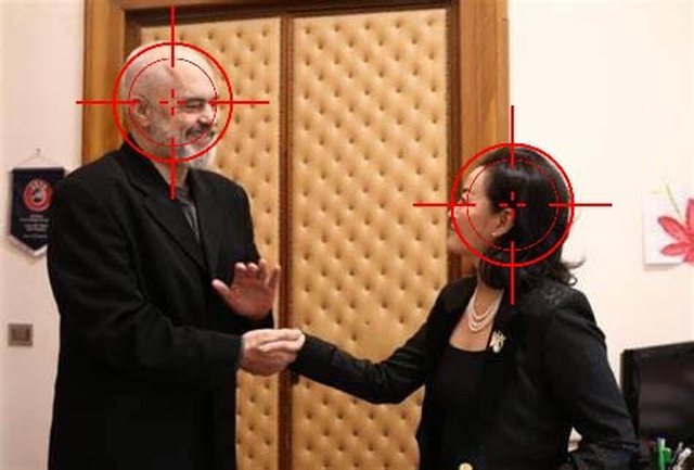 Atentat Edi Ramës dhe Yuri Kim? “Homeland Justice” nxjerr FOTON, kryeministri dhe ambasadorja në SHËNJESTËR