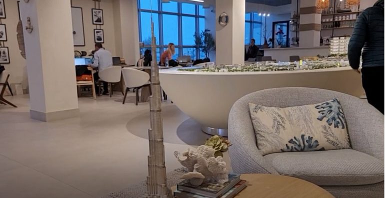 Skandali i aferës 2 miliardë euro, kompania hap zyrë luksoze për shitjen e apartamenteve në Portin e Durrësit pa u miratuar projekti në parlament