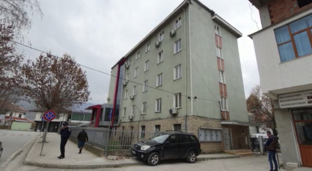 Dosja 184, dy ish-zyrtarët e PS dënohen me kusht për tjetërsim vote