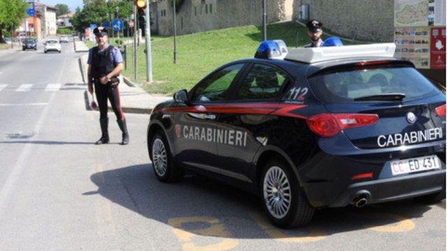 Ishte në kërkim për trafik të lëndëve narkotike, policia italiane arrestohet të riun shqiptar në autobuzin drejt Shqipërisë
