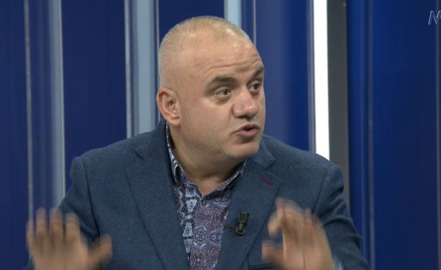 Artan Hoxha tregon si u përgjua Balla: U zbulua vetëm kur foli ‘i madhi’! Llalla dha alarmin, se çfarë u tha, e di vetëm operatori