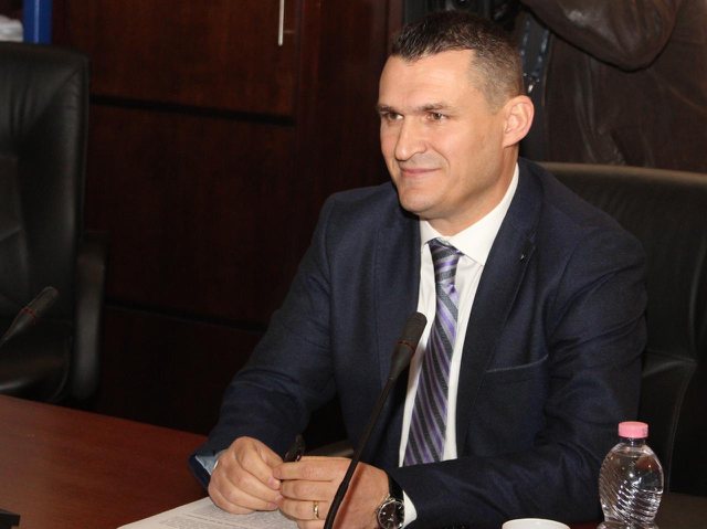 PROFIL/ Kush është Altin Dumani, ‘prokurori i akullt’ që do drejtojë SPAK, burgosi gjyqtaren Hoxha, ‘Plumbi i artë’ në dorën e tij