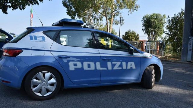 Zhduken 100 kg kokainë në Itali, merret peng një person, “u shpëtua” nga patrulla e Policisë. Pse dyshohet se pas ngarkesës fshihen shqiptarët?