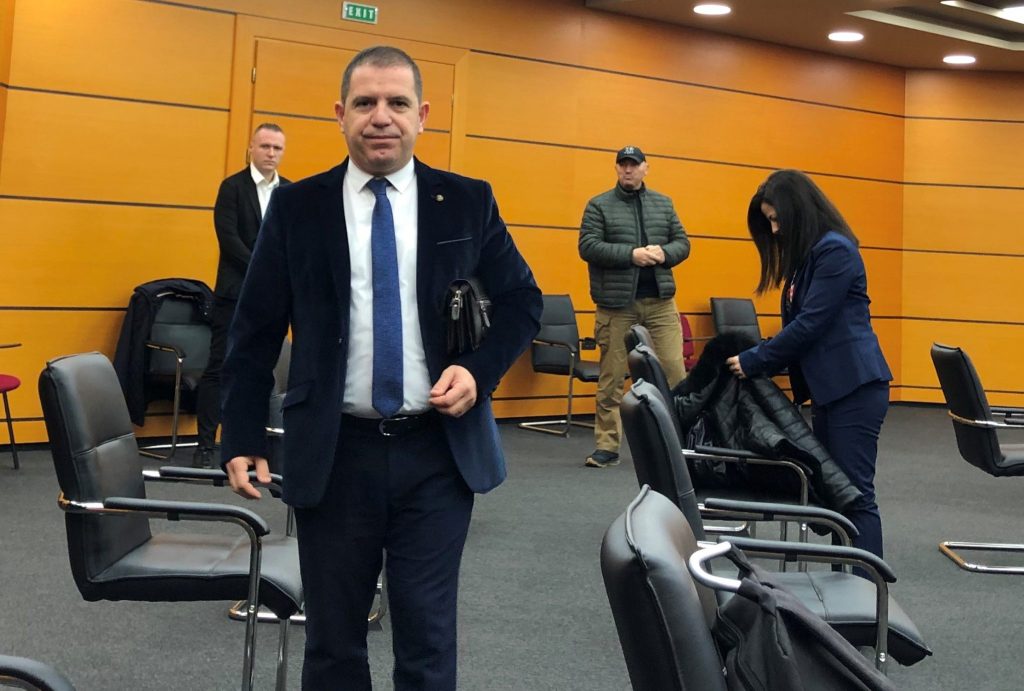 Prokurori Kledian Llaho konfirmohet me shumicë votash