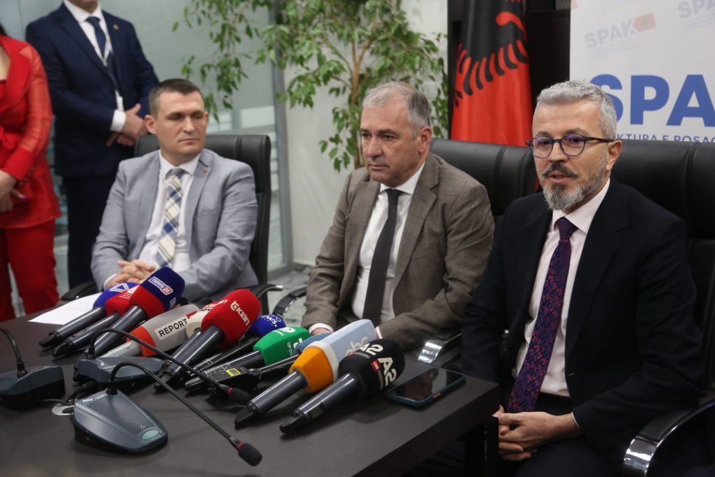 Prezantohet drejtuesi i ri i SPAK/ Kreu i KLP-së sqaron pse iu ndërpre fjala Altin Dumanit: Pas finales së Kupës së Botës, ishte evenimenti më i rëndësishëm