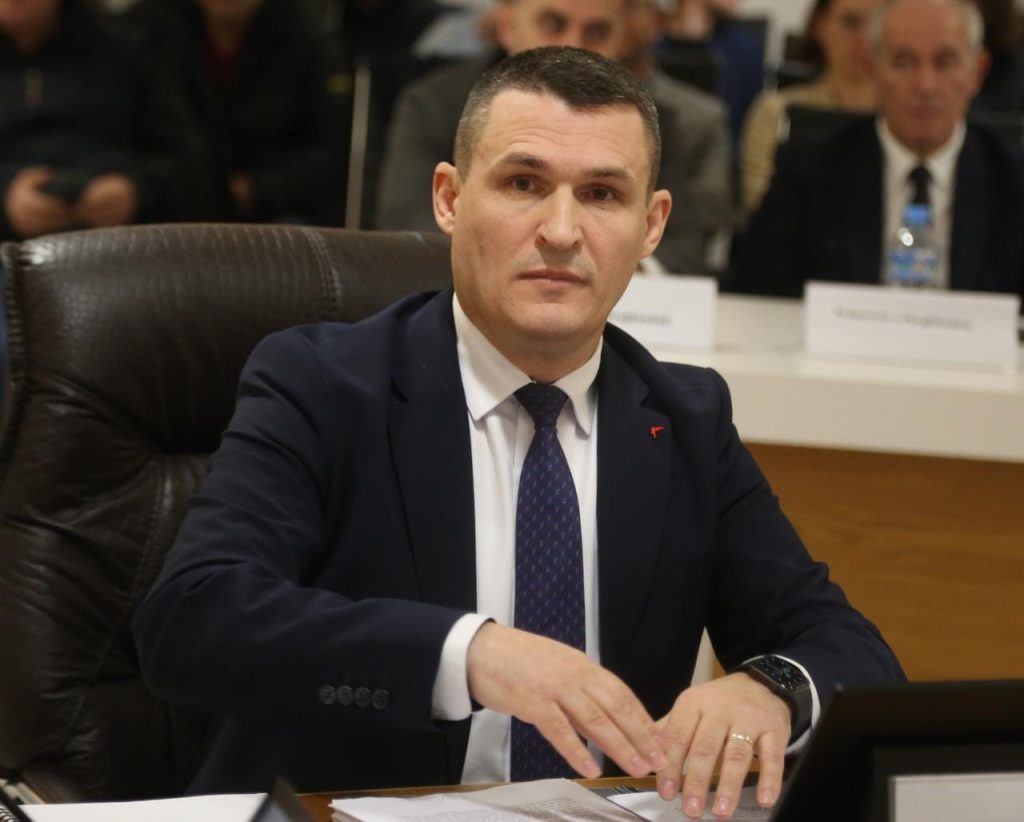 Hetoi 99 çështje, dosjet e bujshme të kreut të ri të SPAK, Altin Dumanit. Nga “burgosja” e gjyqtares te “Plumbi i Artë” i vrasësve me pagesë