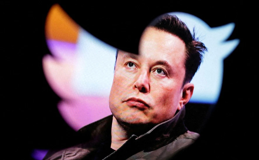 “Askush të mos flasë përpara tij”/ Washington Post për takimet e Elon Musk në zyrat e Twitter-it: I lë njerëzit 1 orë të presin, i injoron gjatë mbledhjes duke…
