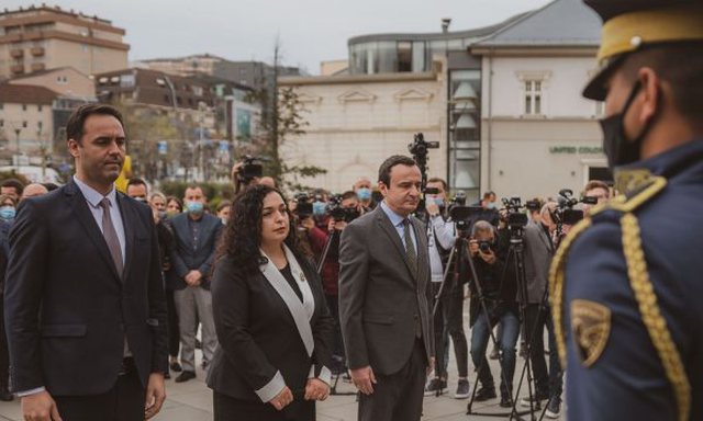 Nesër nënshkruhet aplikimi për anëtarësim në BE, Kurti e Osmani deklaratë të përbashkët pas aktit historik