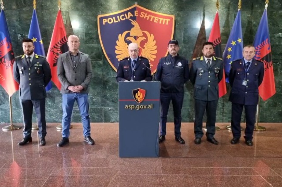 Kontrabandë nga Libia, sekuestrohen 62 mijë litra naftë në Portin e Durrësit. 13 persona në pranga