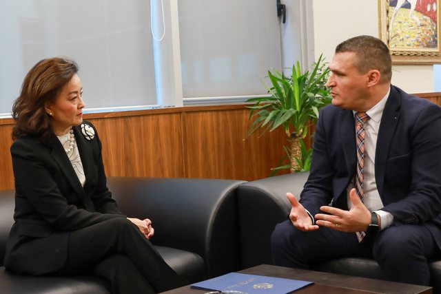 Takoi kreun e ri të SPAK, Yuri Kim zbulon BISEDËN me Altin Dumanin: Askush nuk është mbi ligjin! Të bëjnë punën pa frikë dhe favore! (POROSIA E BIDEN)