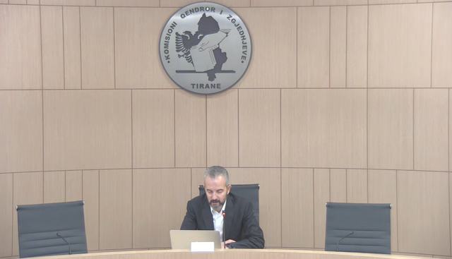 Berisha pa komisionerë, KQZ i jep të drejtën Alibeajt të zgjedhë dy emra, “shpëtojnë” Kapllanaj dhe Murataj, Celibashi: Janë rehabilituar