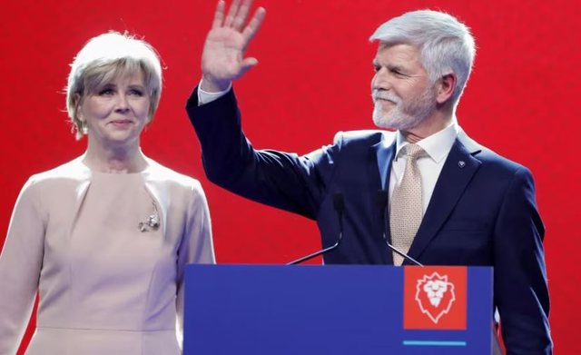 Ish-gjenerali Pavel zgjidhet Presidenti i ri i Çekisë