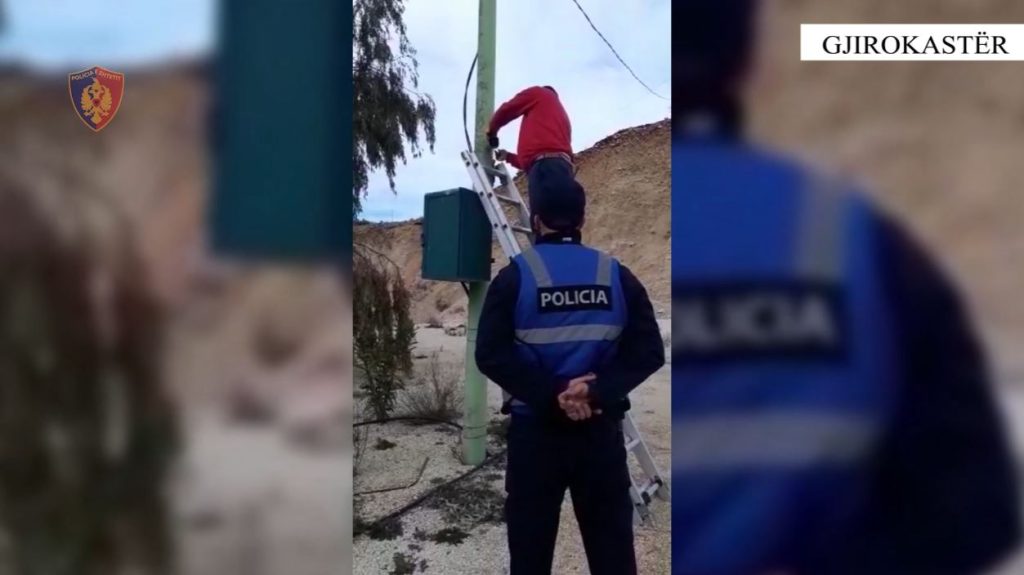 Shkëputen “fijet” e krimit në Gjirokastër, hiqen kamerat e montuara ilegalisht në disa zona