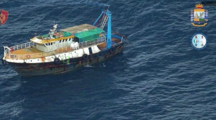 Kontrabanda/ Lihen në burg 9 libanezët dhe 2 shqiptarët për 62 mijë litra naftë