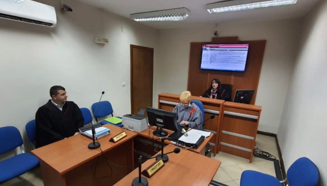 Zvarritet sërish “Dosja 184″/ Mungesa e avokatëve shtyn leximin e konkluzioneve, të pandehurit i justifikojnë: Njëri kishte gjyq, tjetrit iu prish makina rrugës