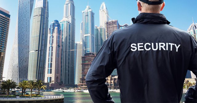 Është kthyer në “parajsë” të bosëve të krimit, ja kush ishte mafiozi i parë që e “zbuloi” Dubain. Ekstradimi i Florent Çapjas nuk…