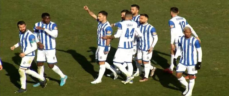 Superiorja/ Tirana “si përherë” mposht Egnatian, Përgjoni ‘heroi’ i bardhebluve në Rrogozhinë! Edhe shënues, edhe portier…