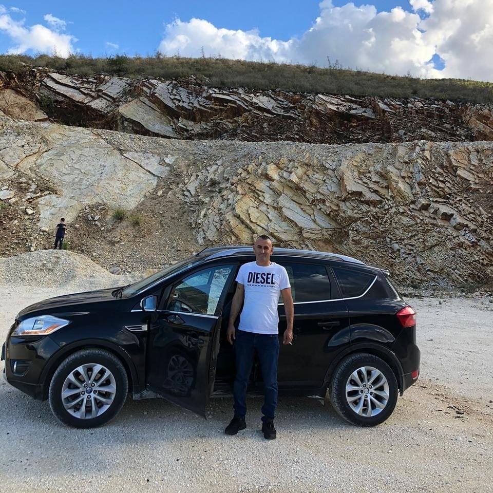 Aksident me vdekje në Tiranë, viktima është djali i Kudret Saliajt që u vra nga vjehrri teksa ishte në proces divorci me gruan