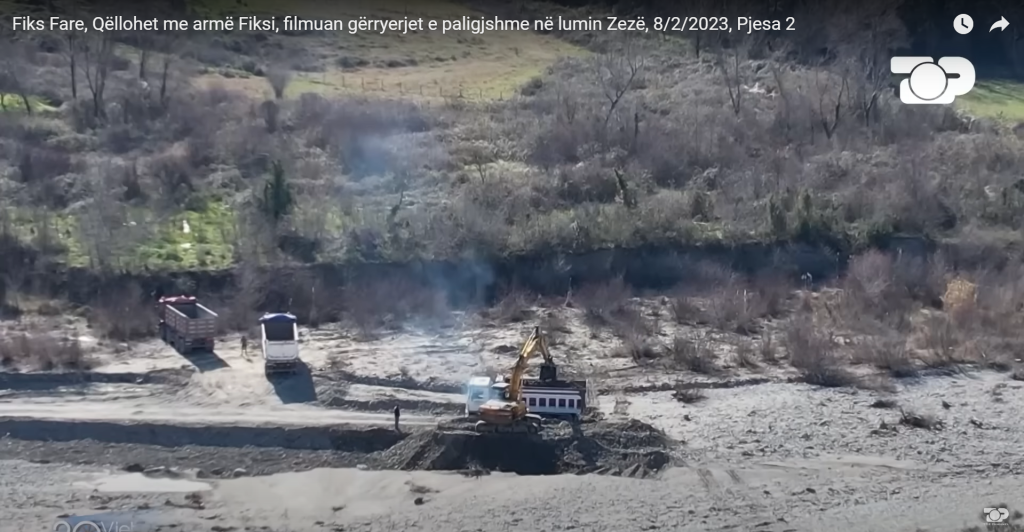 Tre persona u shpallën në kërkim nga policia për sulmin ndaj gazetarëve të “Fiks Fare”