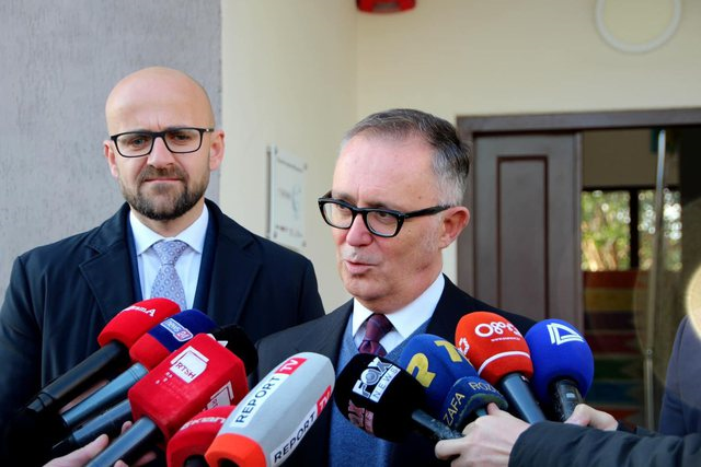 Protestat, zgjedhjet dhe situata politike, ambasadori italian: Opozita mund të jetë e fortë vetëm e bashkuar, të ulim tonet dhe gjuhën e dhunës