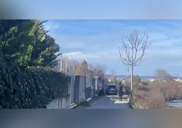 Tritol në oborrin e banesës së Preng Pjetrit në Lezhë